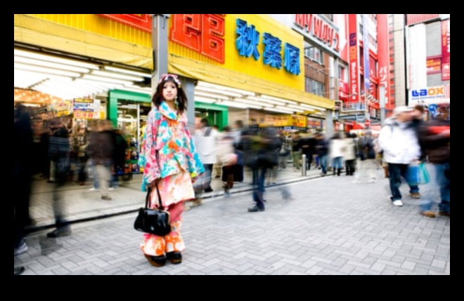 نبض المدينة: أحاسيس نمط الشارع للمستكشف الحضري