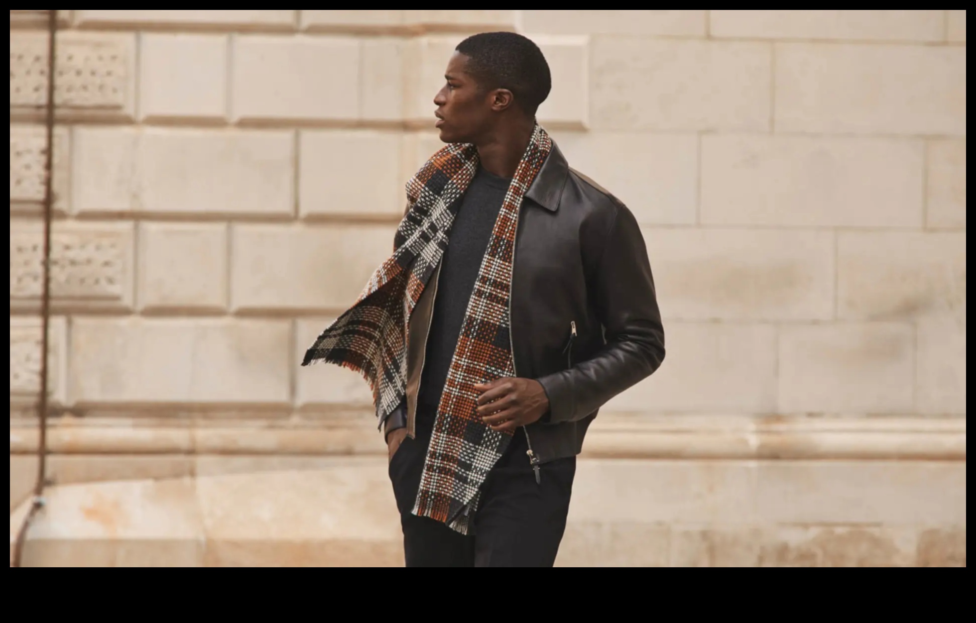 اتجاهات مصممة خصيصًا: أزياء رجالية للحداثة الأنيقة